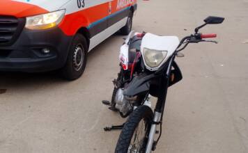 Joven herido tras un choque entre una camioneta y una moto en Tanti
