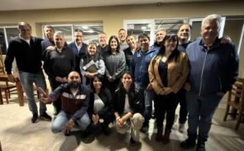 Punilla: intendentes y jefes comunales del PJ mostraron unidad y apoyo a la reelección de Llaryora