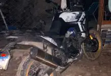 Dos menores robaron una moto de alta cilindrada en Carlos Paz y los atraparon cuando intentaban esconderla