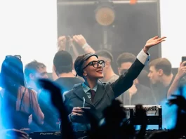 Una DJ de Carlos Paz hará historia en el escenario principal del mejor club de Ibiza