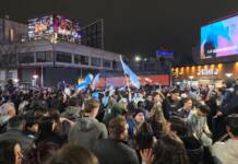 Estallido de alegría: Carlos Paz colmó las calles tras el pase de Argentina a semifinales