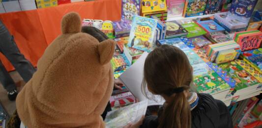 La Feria Infantil del Libro de Córdoba ya abrió sus puertas