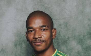 Falleció un futbolista sudafricano que disputó el Mundial: tenía 25 años