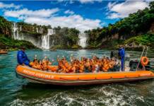 Excursión fatal: murió un turista al volcar una lancha en Cataratas de Iguazú