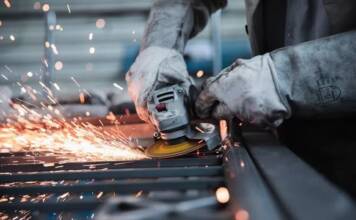 Córdoba encabeza la caída de la industria metalúrgica en junio a nivel nacional