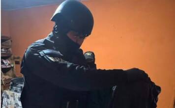 Desbarataron un búnker de drogas llevado adelante por un madre y su hijo en un barrio de Córdoba