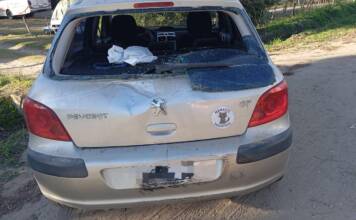 Icho Cruz: un motociclista fue trasladado al Hospital Sayago tras chocar contra un auto