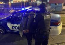Carlos Paz: quiso escapar en moto, manejó en contramano y terminó detenido