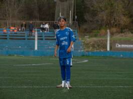 Es un crack, juega en las inferiores del Atlético y necesita ayuda para viajar a España para cumplir su sueño