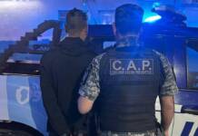 Detienen a un sospechoso que ingresó a un comercio y rompió una vidriera