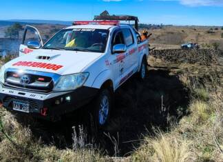 Voraz incendio en Calamuchita: despliegan un amplio operativo aéreo y terrestre