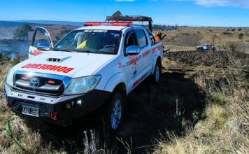 Voraz incendio en Calamuchita: despliegan un amplio operativo aéreo y terrestre